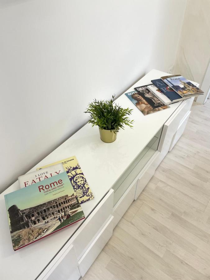 Nazionale 221 Mamila Suite Roma Exterior foto